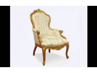 Королевское кресло, украшенное Swarovski